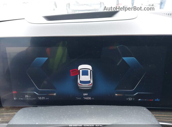 5UX23EU05R9W11205 2024 BMW X5 White Widok tylnych siedzeń