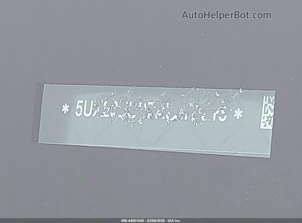 5UX23EU05R9W11205 2024 BMW X5 White Widok komory silnika