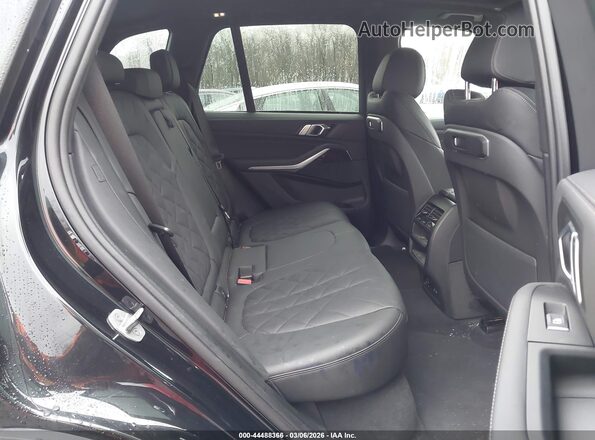5UX23EU07R9T68285 2024 BMW X5 Black VIN կոդի պիտակի տեսք