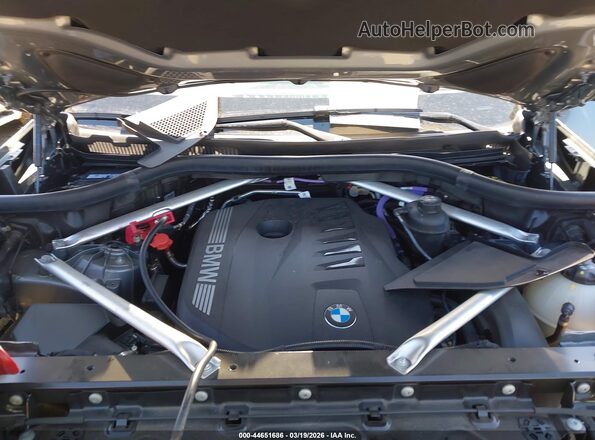 5UX23EU09R9S34412 2024 BMW X5 Gray Vista trasera