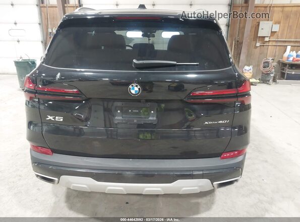 5UX23EU09T9101995 2026 BMW X5 Black 