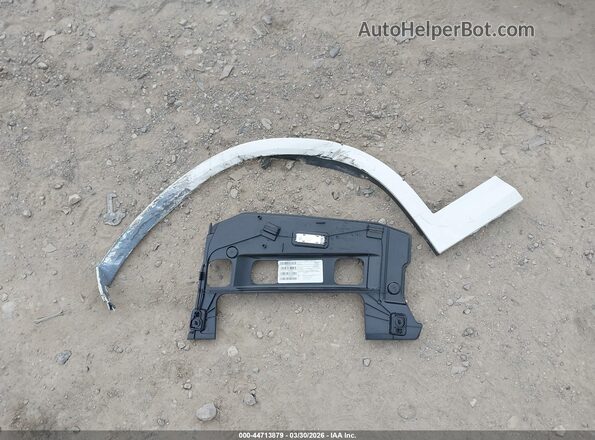 5UX2V1C06M9F26017 2021 BMW X4 White Առջևի վահանակի տեսք