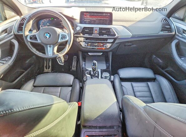 5UX2V1C08M9D99948 2021 BMW X4 Black Widok deski rozdzielczej