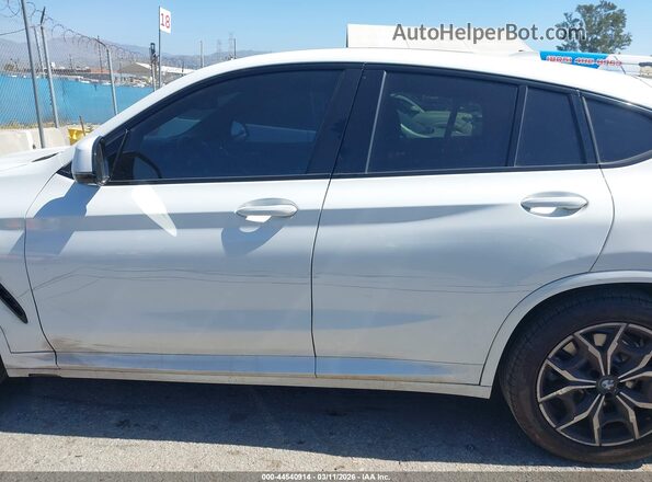 5UX33DT02P9R99684 2023 BMW X4 Белый 