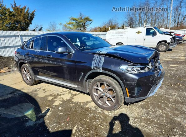 5UX33DT07R9V93371 2024 BMW X4 Черный Передняя правая четверть