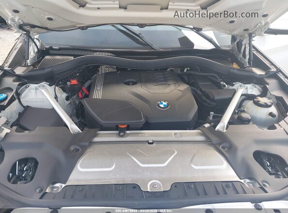 5UX33DT0XR9X21070 2024 BMW X4 Белый Вид сзади