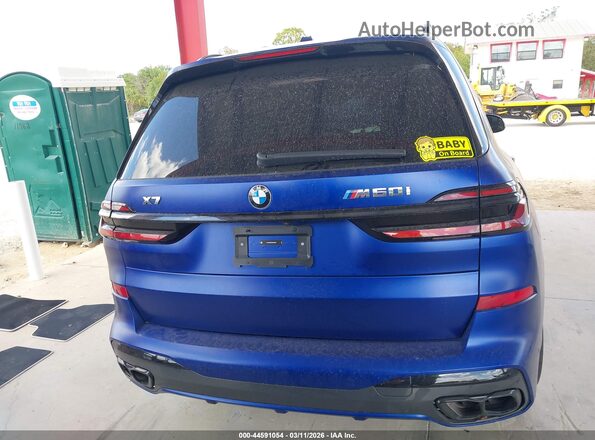 5UX33EM05R9V05616 2024 BMW X7 Blue 