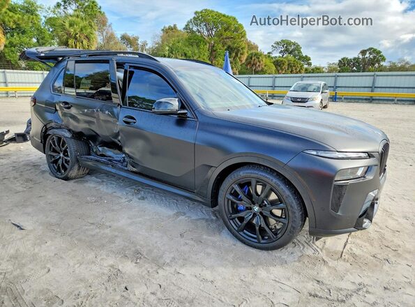 5UX33EM05S9Z32008 2025 BMW X7 Black Передня права чверть