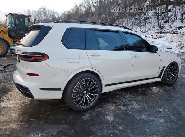 5UX33EM07R9V54865 2024 BMW X7 White 