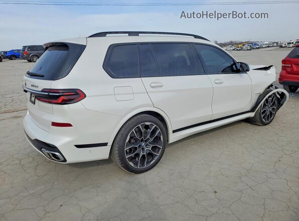 5UX33EM07S9X58023 2025 BMW X7 White Задня права чверть