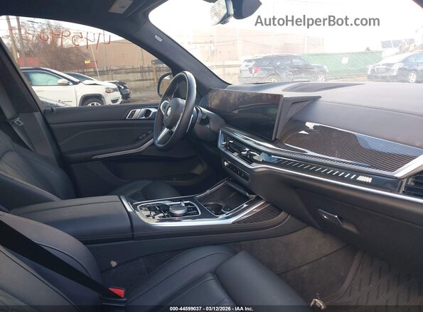5UX33EM0XS9W22906 2025 BMW X7 Black Vista interior delantera