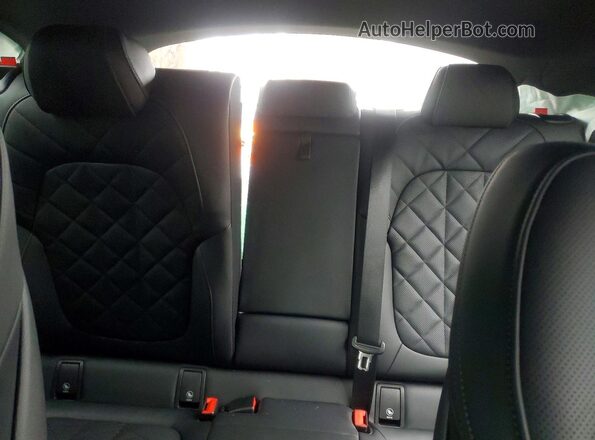 5UX33EX03S9Z08155 2025 BMW X6 Blue Rear seats view