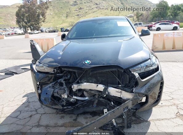 5UX33EX03S9Z90744 2025 BMW X6 Черный Вид панели приборов