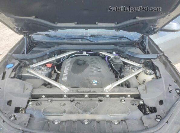 5UX33EX04S9X32183 2025 BMW X6 Gray Vista del compartimento del motor