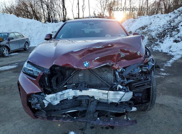 5UX33EX0XS9X65611 2025 BMW X6 Maroon Widok z przodu