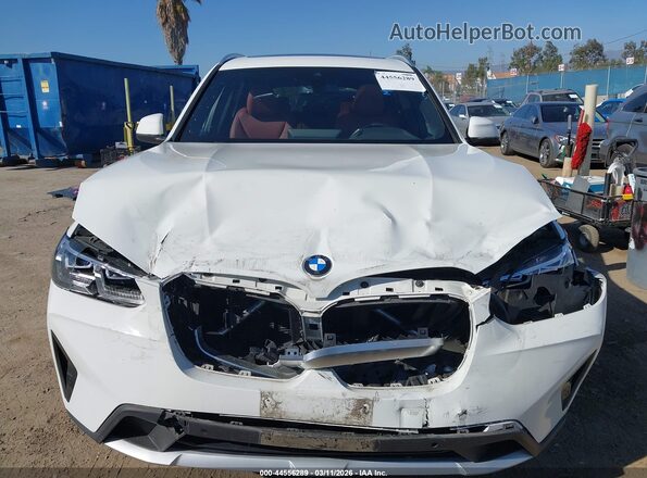5UX43DP03N9L00123 2022 BMW X3 White Вид щитка приладів