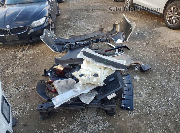 5UX43DP05N9J15863 2022 BMW X3 White VIN կոդի պիտակի տեսք