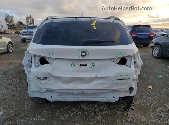 5UX43DP05N9J15863 2022 BMW X3 White Հետևի տեսք