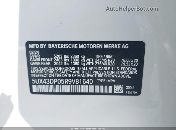 5UX43DP05R9V81640 2024 BMW X3 White Engine compartment view
