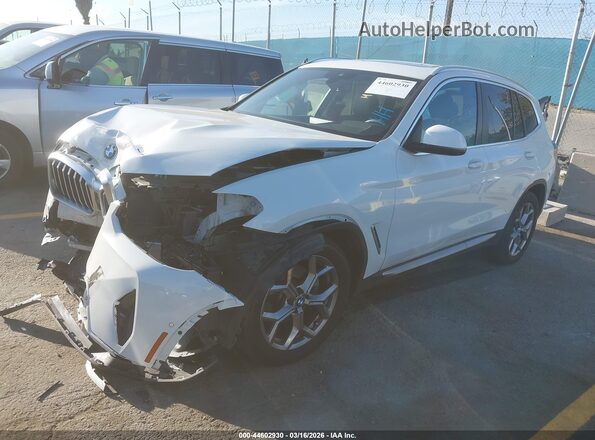 5UX43DP0XR9U43771 2024 BMW X3 White Передня ліва чверть