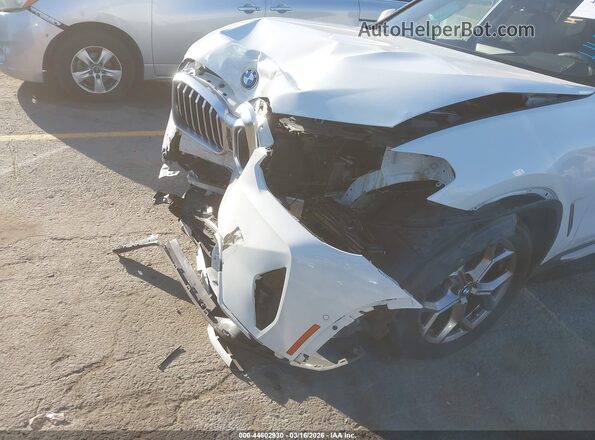 5UX43DP0XR9U43771 2024 BMW X3 White 