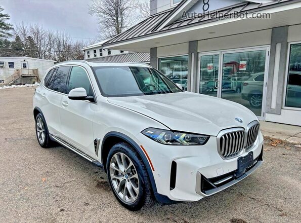 5UX43EU00S9Y02982 2025 BMW X5 White Rear left