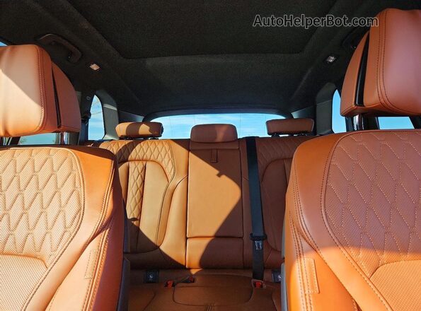 5UX43EU00S9Z97286 2025 BMW X5 Green Vista de los asientos traseros