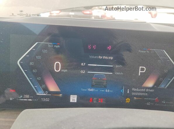 5UX43EU06T9039013 2026 BMW X5 Gray Instrument cluster view