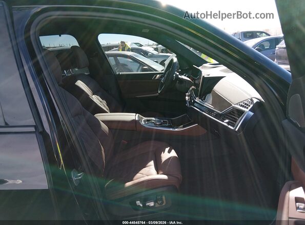 5UX43EU0XT9225802 2026 BMW X5 Black Front interior view