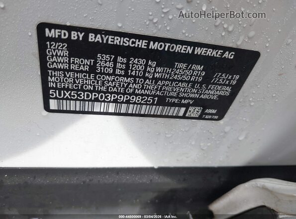 5UX53DP03P9P98251 2023 BMW X3 White Widok komory silnika