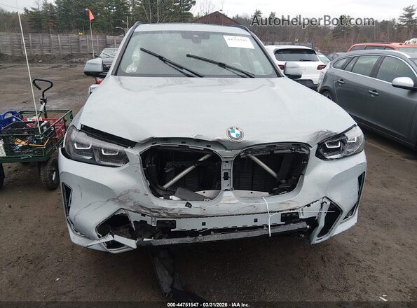 5UX53DP06N9J07596 2022 BMW X3 Серый Вид спереди