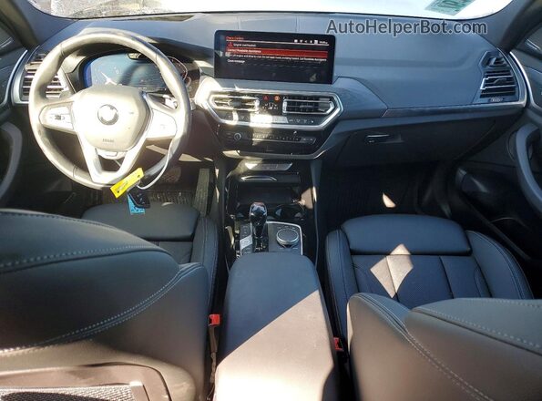 5UX53DP07R9V73897 2024 BMW X3 Black Вид панелі приладів