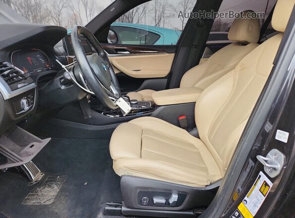 5UX53DP08P9R38911 2023 BMW X3 Black წინა სალონის ხედი