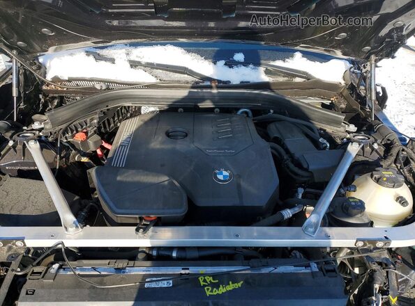 5UX53DP09N9N04980 2022 BMW X3 Black ძრავის განყოფილების ხედი