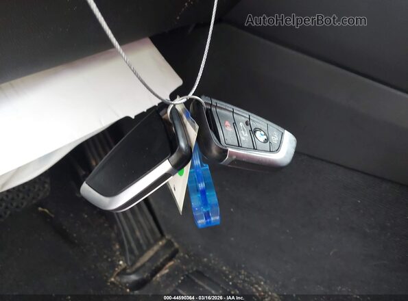 5UX53DP0XR9U11620 2024 BMW X3 White Вид панелі приладів