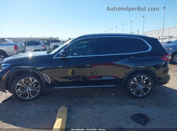 5UXCR4C07N9M25612 2022 BMW X5 Черный Панорамный вид салона 360°