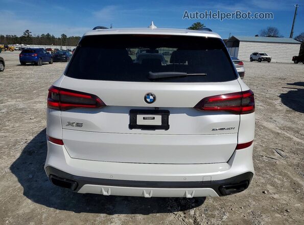 5UXCR4C0XM9F88529 2021 BMW X5 White Vista trasera