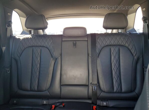 5UXCR4C0XM9F88529 2021 BMW X5 White Vista de los asientos traseros
