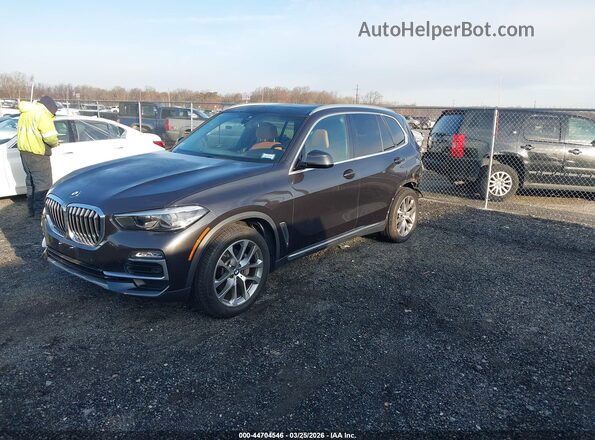 5UXCR6C01M9D98663 2021 BMW X5 Gray 