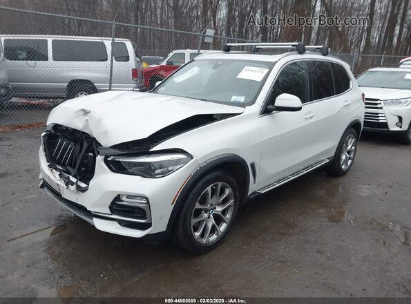 5UXCR6C03M9G08826 2021 BMW X5 White Przód lewy