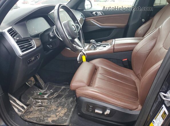 5UXCR6C06M9E95745 2021 BMW X5 Gray Widok wnętrza z przodu