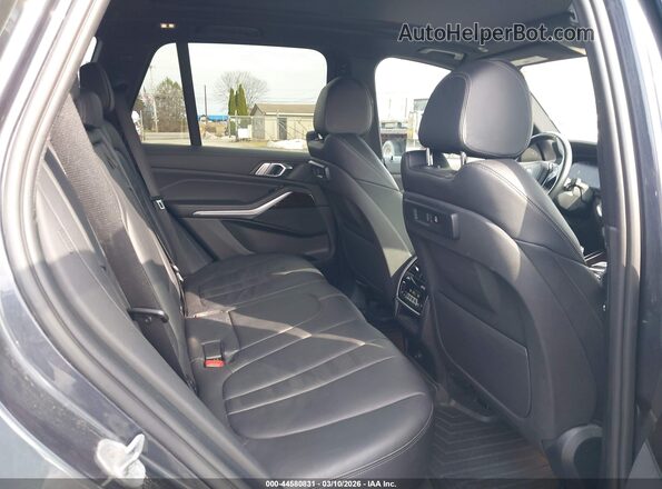 5UXCR6C07L9B68401 2020 BMW X5 Серый Вид наклейки с VIN-кодом