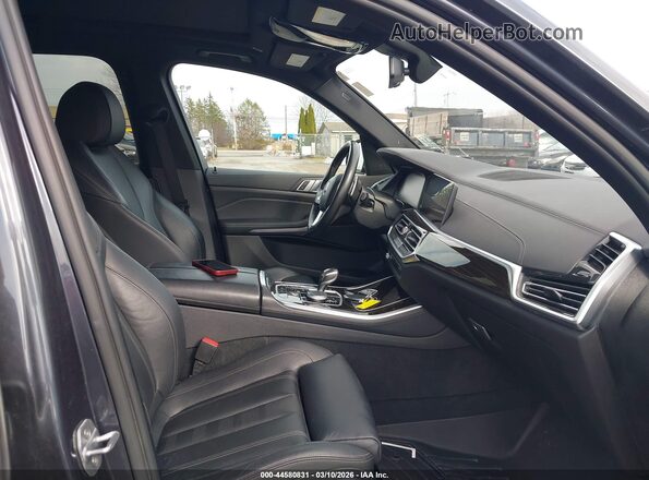 5UXCR6C07L9B68401 2020 BMW X5 Серый Вид салона спереди