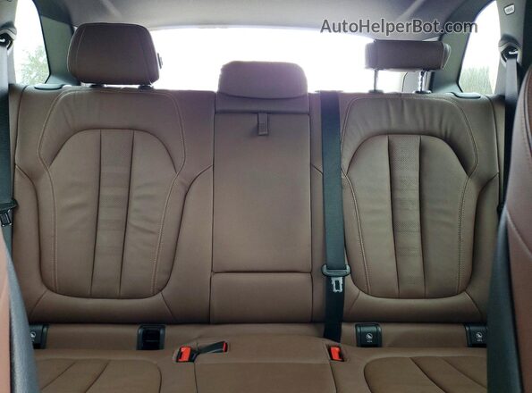 5UXCR6C0XM9F01093 2021 BMW X5 Charcoal Вид задніх сидінь