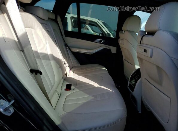 5UXCR6C55KLL61852 2019 BMW X5 Black 