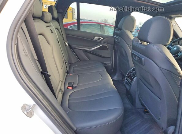 5UXCR6C57KLL07307 2019 BMW X5 Белый 