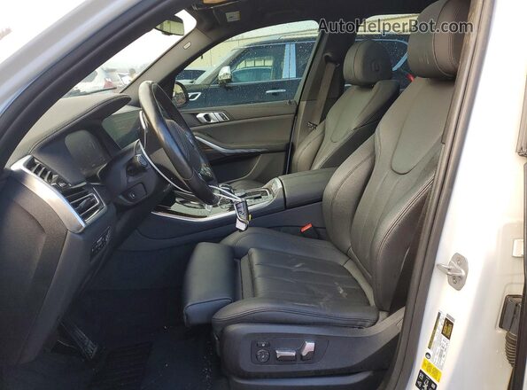 5UXCR6C57KLL07307 2019 BMW X5 Белый 