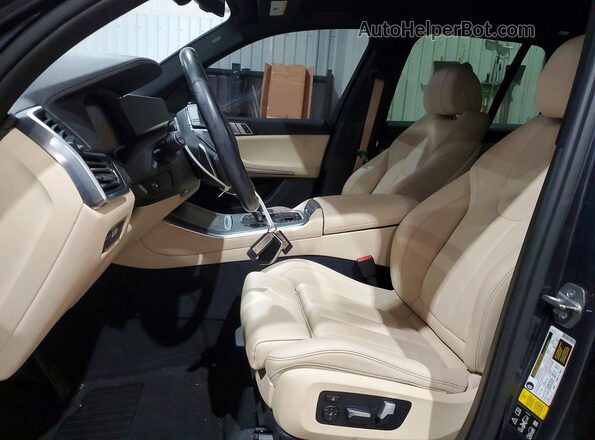5UXCR6C59KLL01556 2019 BMW X5 Charcoal Вид салону спереду