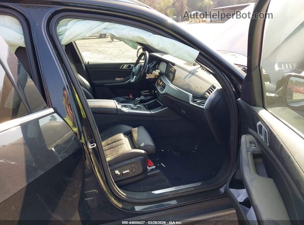 5UXCR6C5XKLL13053 2019 BMW X5 Black Front interior view