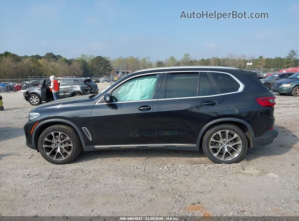 5UXCR6C5XKLL13053 2019 BMW X5 Black Rear interior view